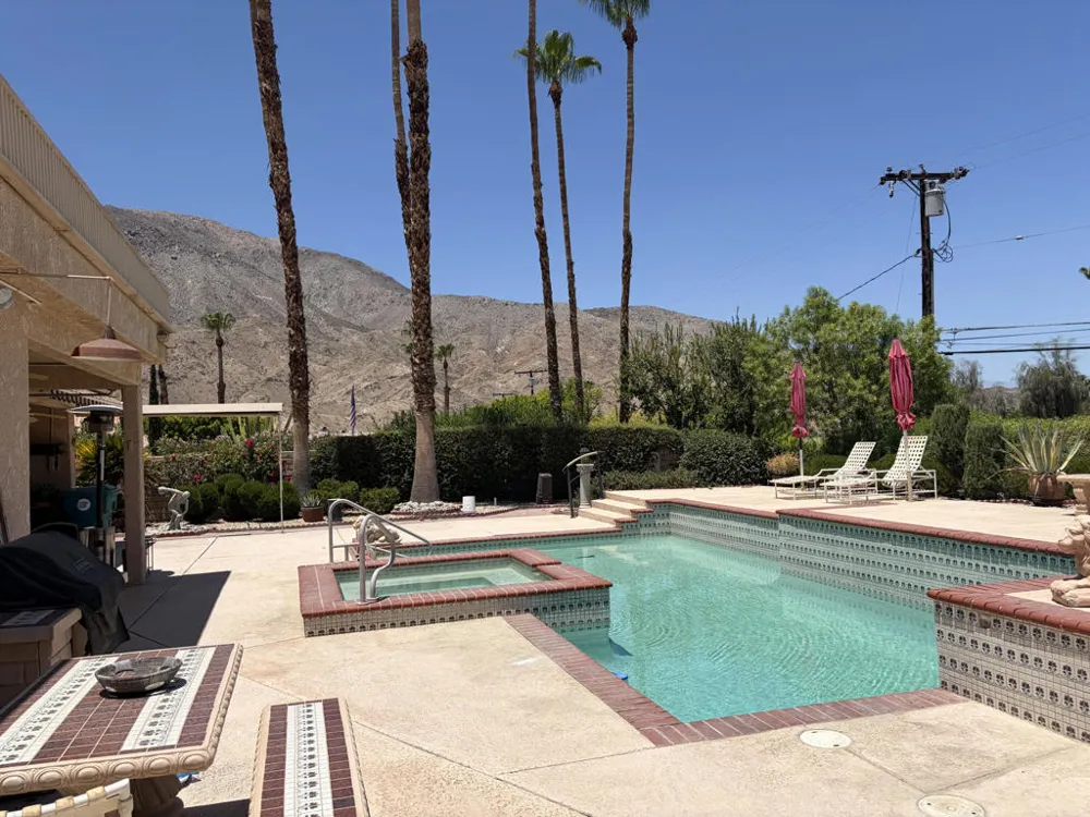 102 Chelsea Circle Palm Desert, CA 92260
