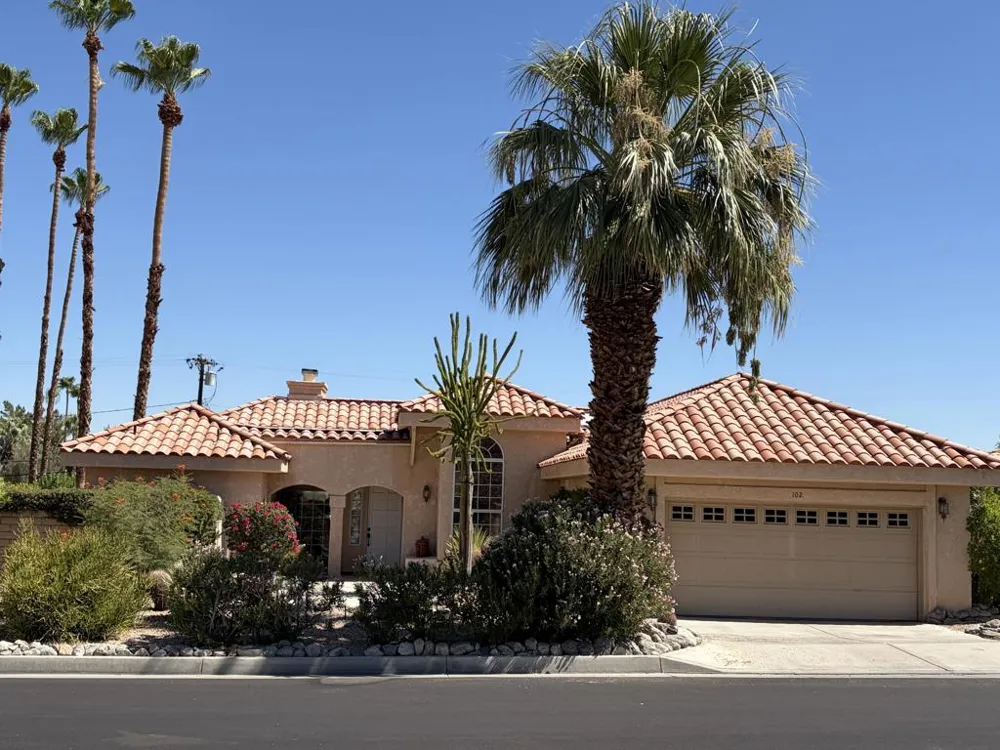102 Chelsea Circle Palm Desert, CA 92260