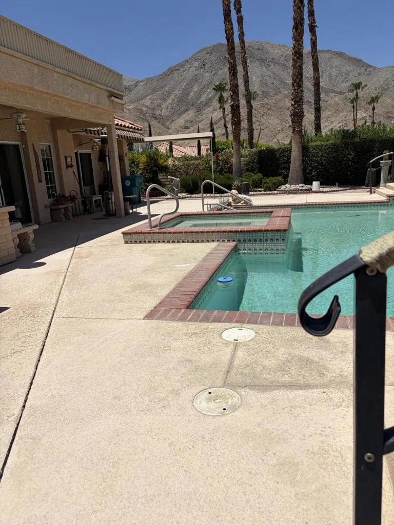 102 Chelsea Circle Palm Desert, CA 92260