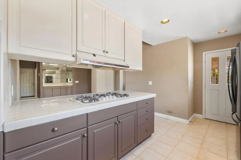 102 Chelsea Circle Palm Desert, CA 92260