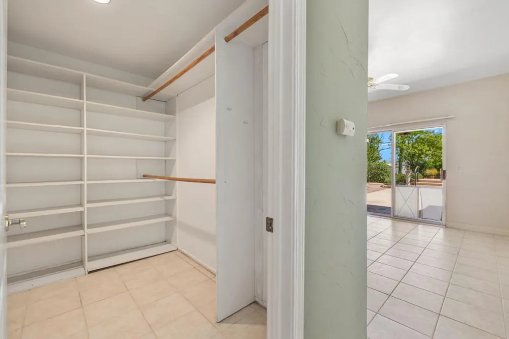 102 Chelsea Circle Palm Desert, CA 92260