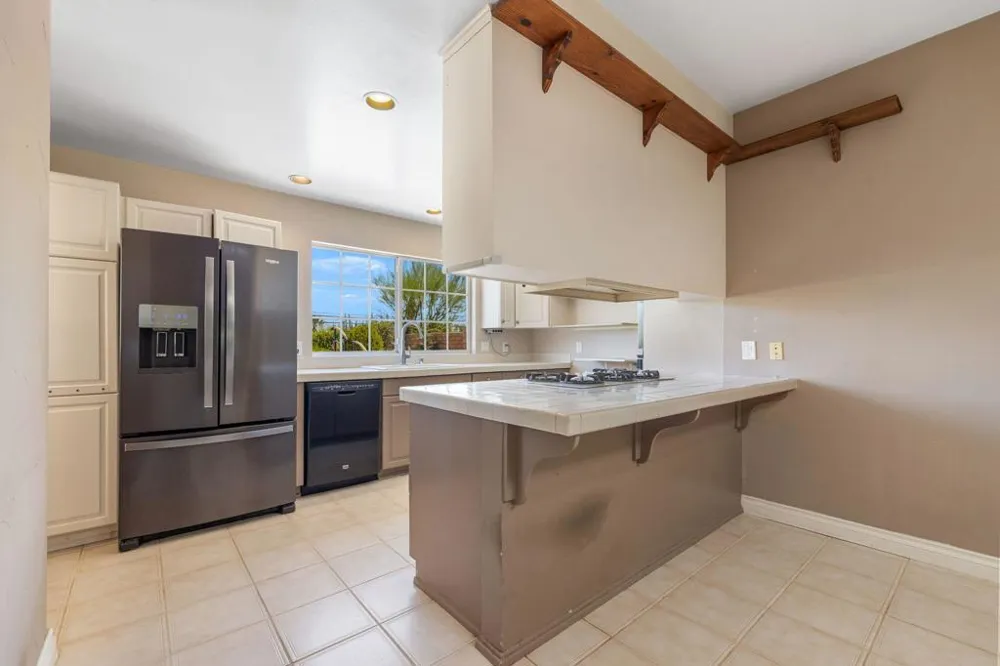 102 Chelsea Circle Palm Desert, CA 92260