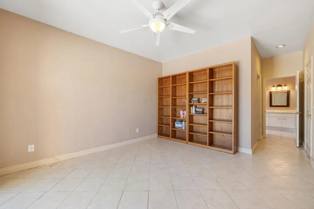 102 Chelsea Circle Palm Desert, CA 92260