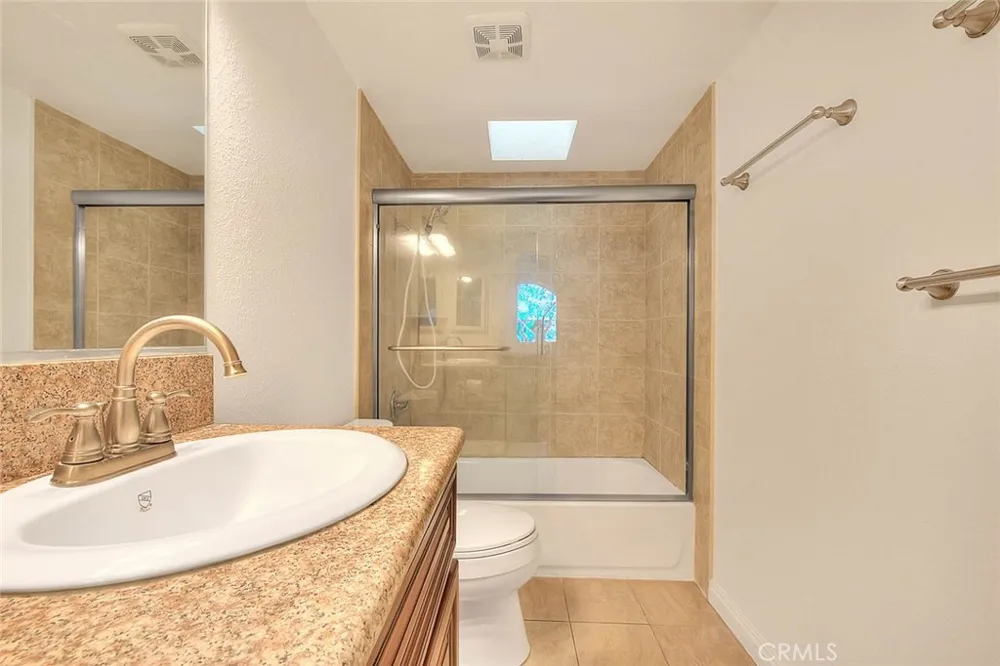 319 N Lincoln Apt A Monterey Park, CA 91755