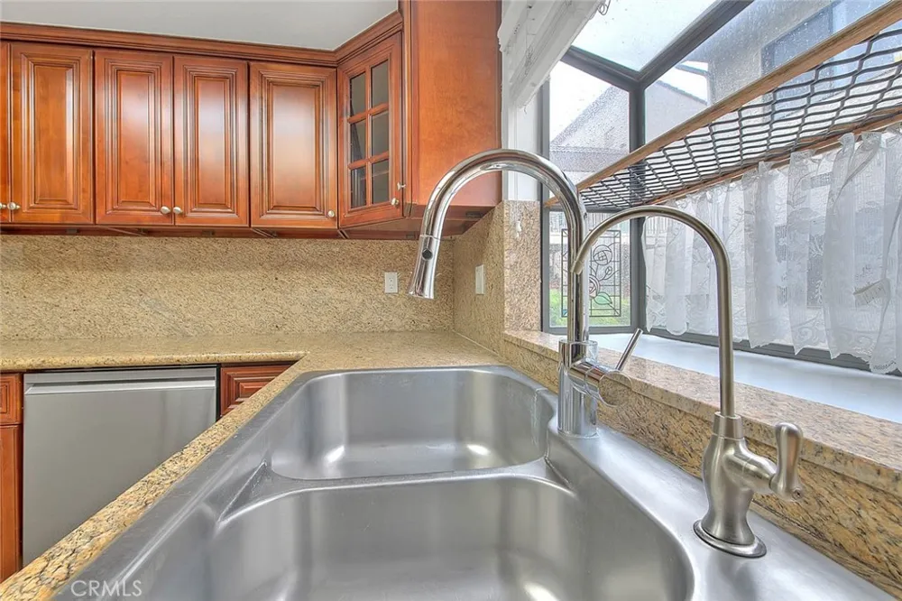 319 N Lincoln Apt A Monterey Park, CA 91755