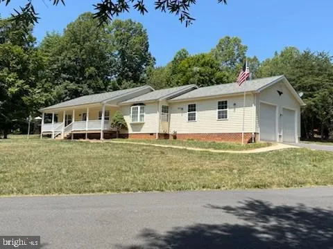 857 TALL PINES DRIVE