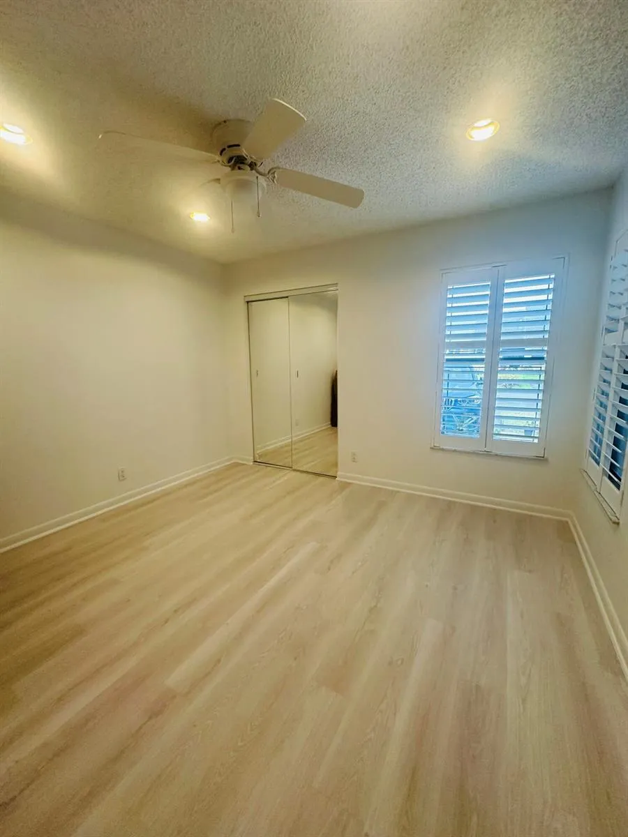 10900 Waterberry Court Boca Raton, FL 33498