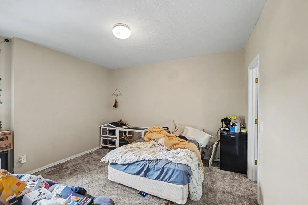 678 Apache Drive Fremont, MI 49412
