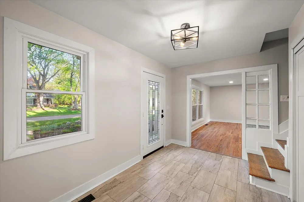 7381 Cathedral Drive Bloomfield Hills, MI 48301