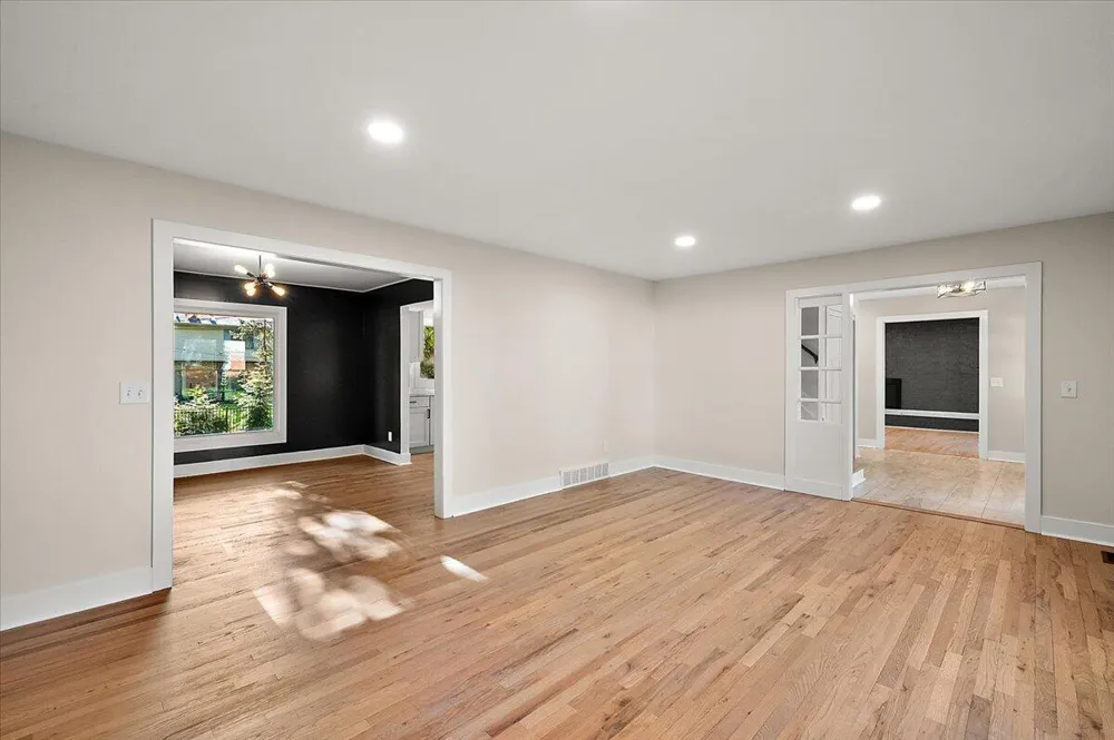 7381 Cathedral Drive Bloomfield Hills, MI 48301