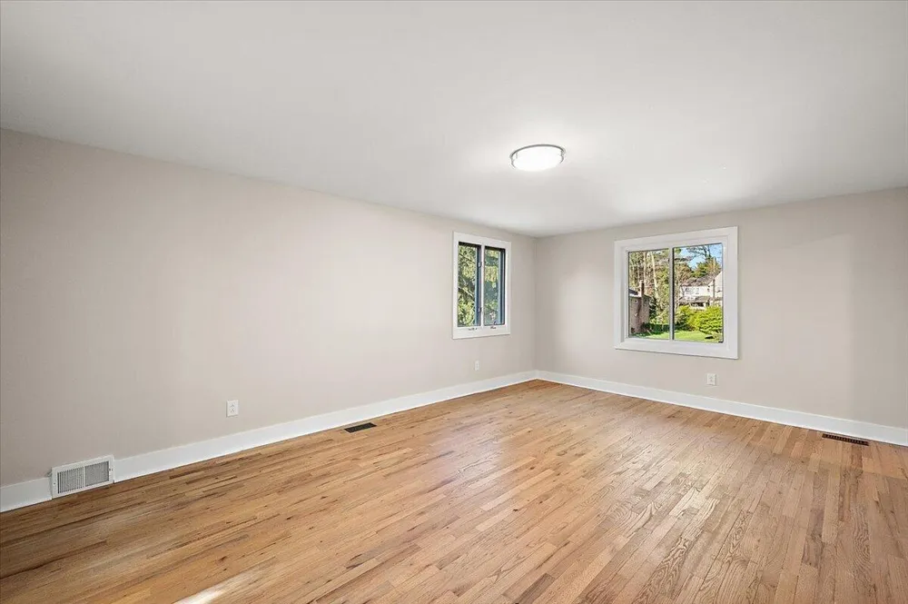 7381 Cathedral Drive Bloomfield Hills, MI 48301