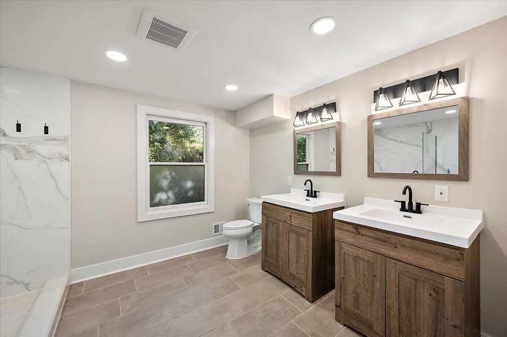 7381 Cathedral Drive Bloomfield Hills, MI 48301