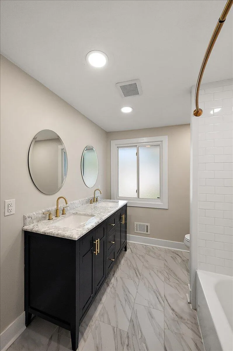 7381 Cathedral Drive Bloomfield Hills, MI 48301