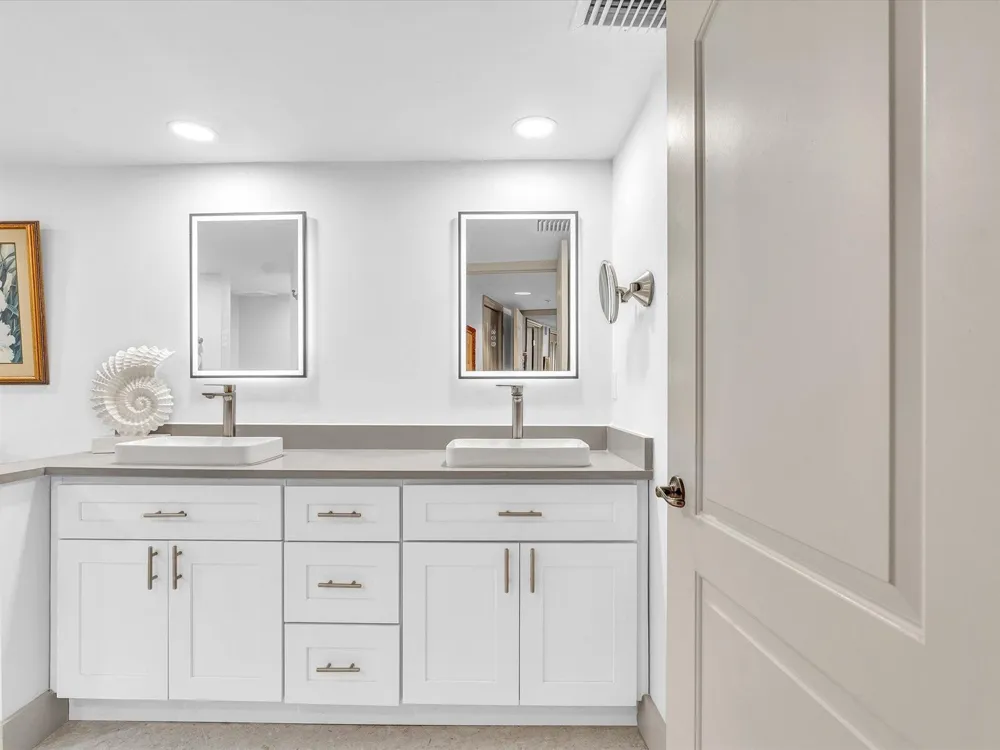 3360 S Ocean Boulevard #2a Palm Beach, FL 33480