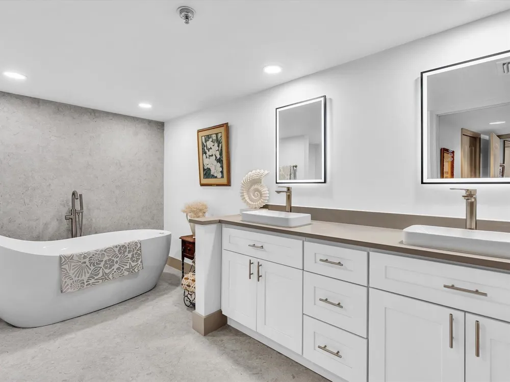 3360 S Ocean Boulevard #2a Palm Beach, FL 33480