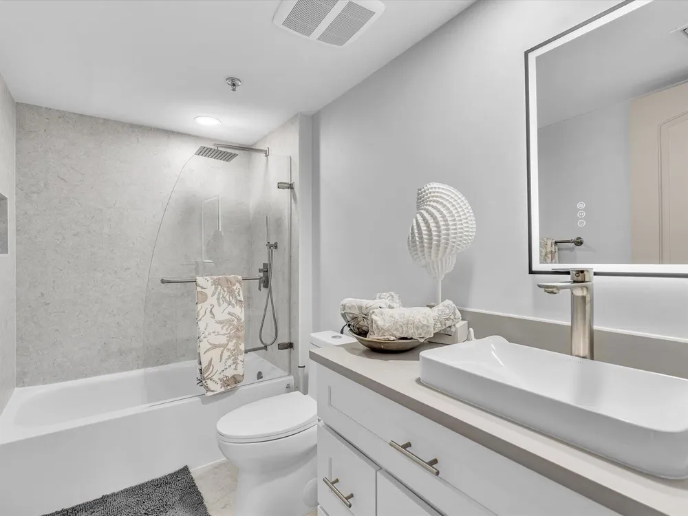 3360 S Ocean Boulevard #2a Palm Beach, FL 33480
