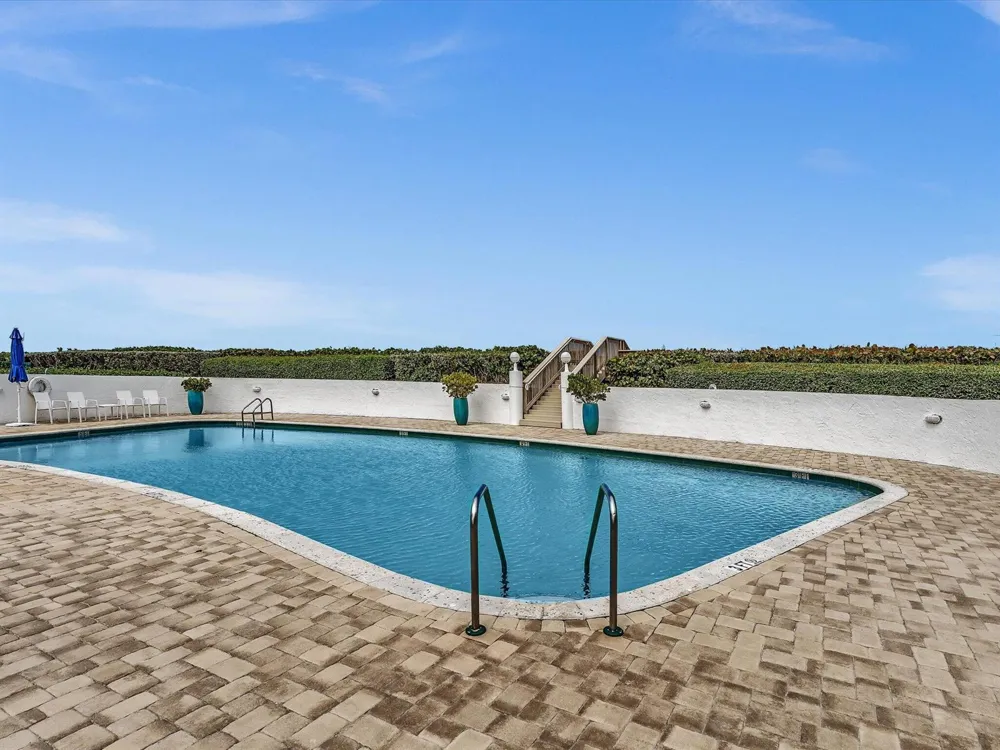 3360 S Ocean Boulevard #2a Palm Beach, FL 33480