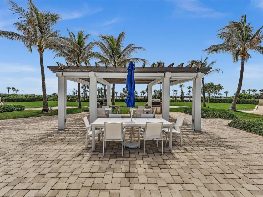 3360 S Ocean Boulevard #2a Palm Beach, FL 33480