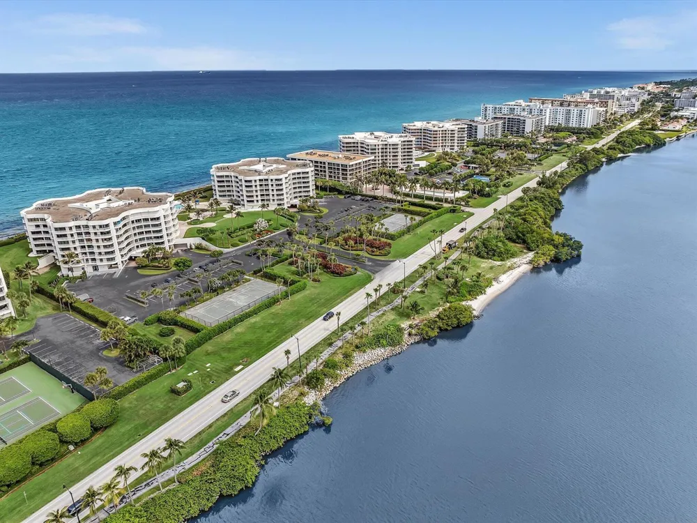 3360 S Ocean Boulevard #2a Palm Beach, FL 33480