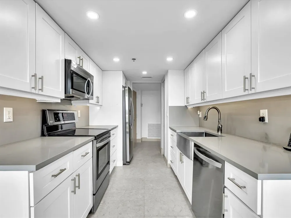 3360 S Ocean Boulevard #2a Palm Beach, FL 33480