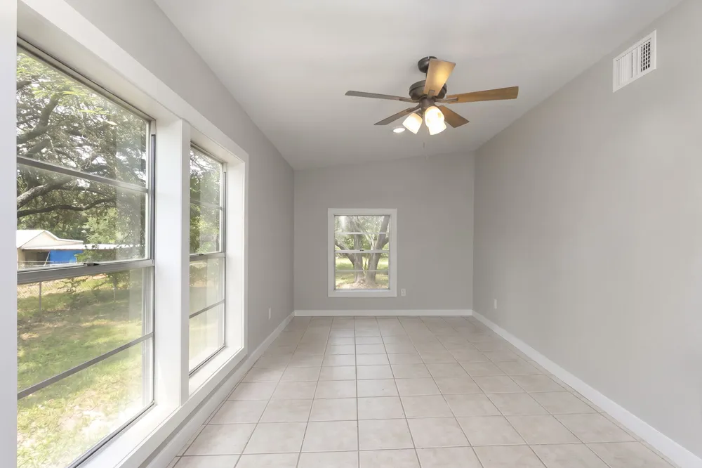600 Windrush Canyon Lake, TX 78133
