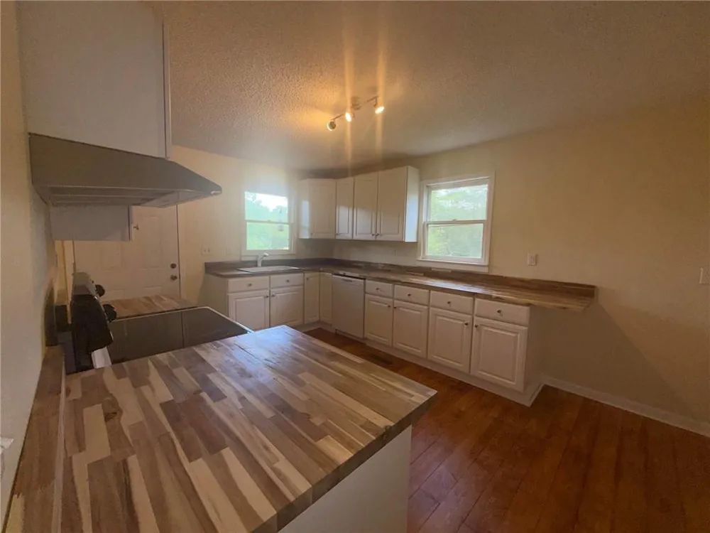 571 Autry Road SW Plainville, GA 30733