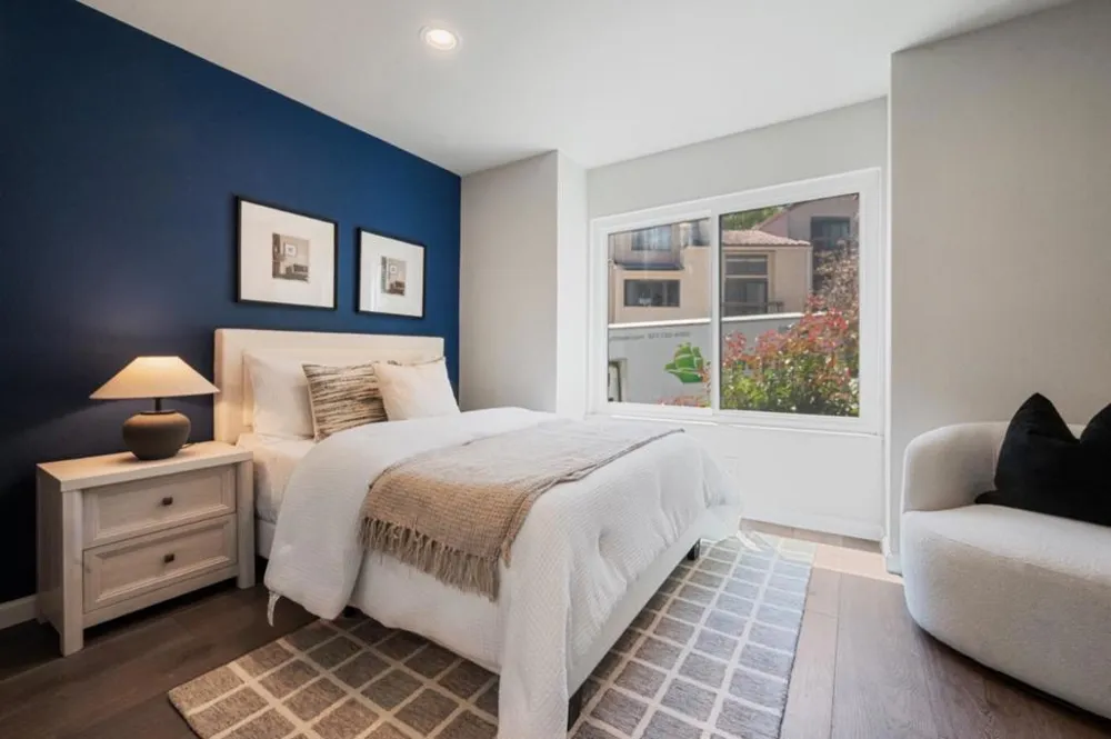 2391 Lyall Way Belmont, CA 94002