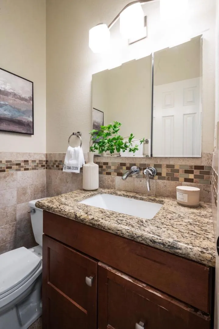 2391 Lyall Way Belmont, CA 94002