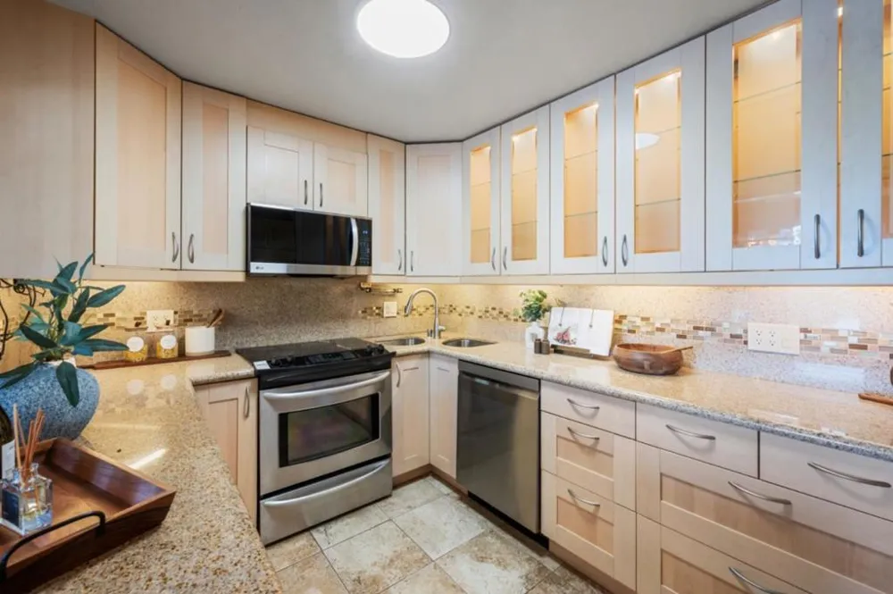 2391 Lyall Way Belmont, CA 94002