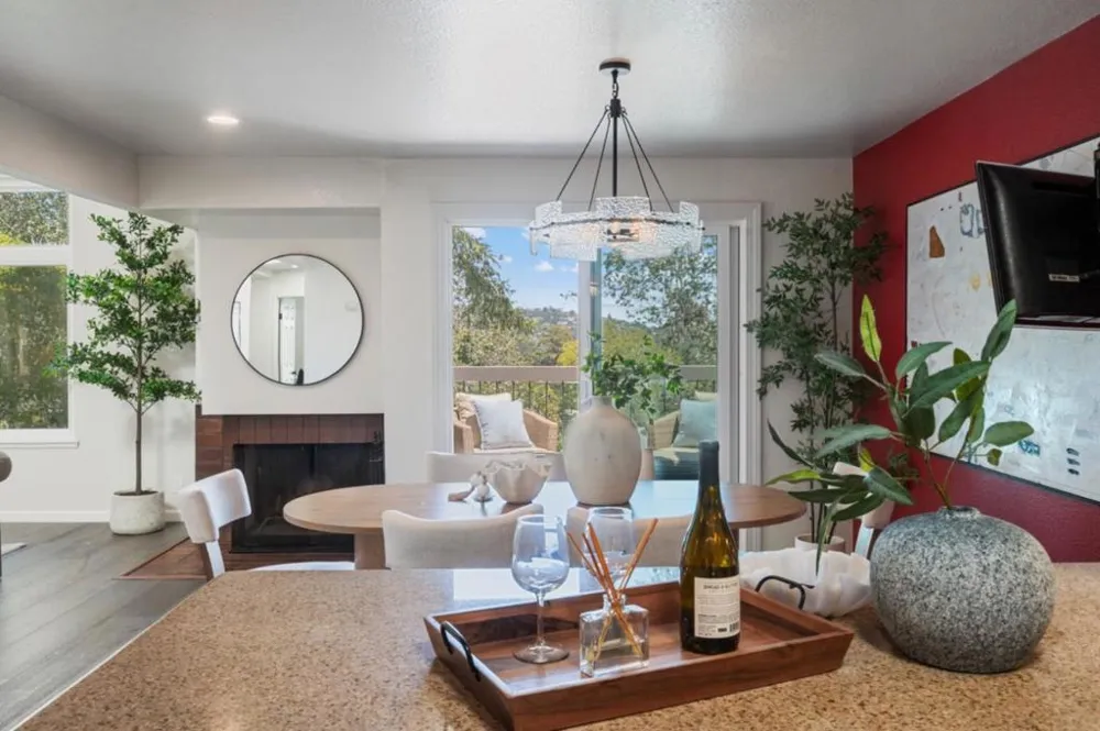 2391 Lyall Way Belmont, CA 94002