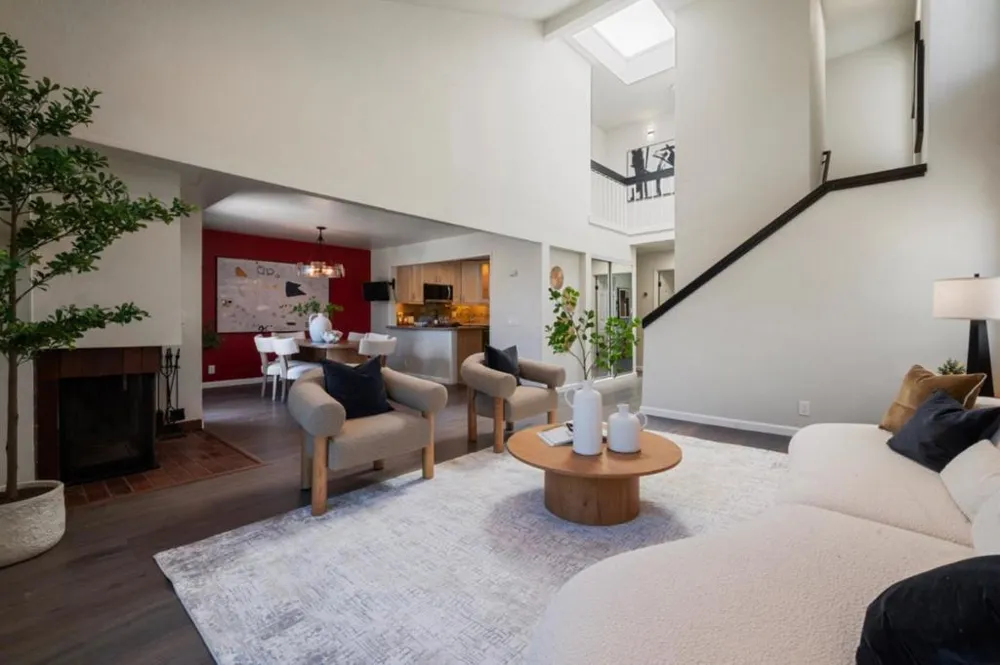 2391 Lyall Way Belmont, CA 94002