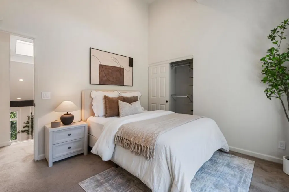 2391 Lyall Way Belmont, CA 94002