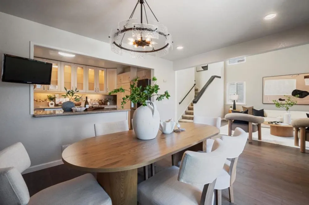 2391 Lyall Way Belmont, CA 94002