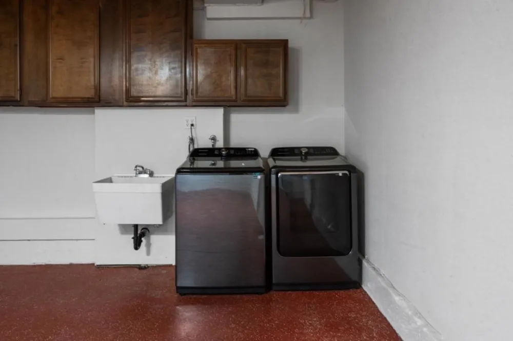 2391 Lyall Way Belmont, CA 94002