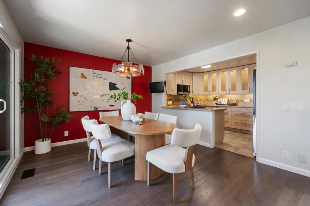 2391 Lyall Way Belmont, CA 94002