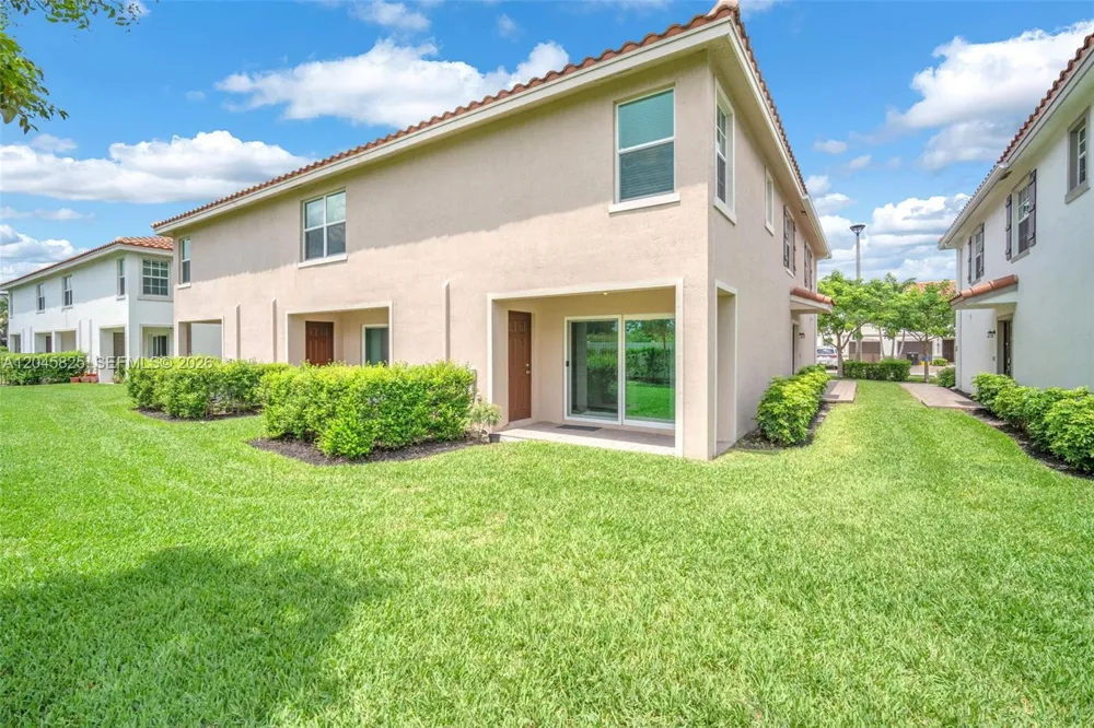 4226 Bent River Rd Lake Worth, FL 33467