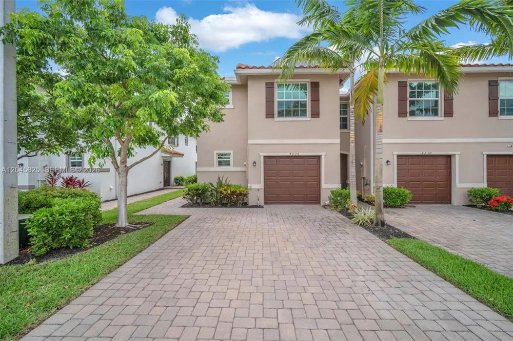 4226 Bent River Rd Lake Worth, FL 33467
