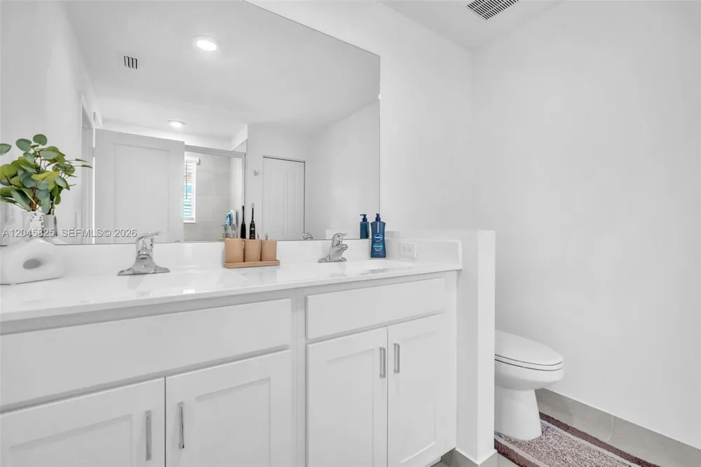 4226 Bent River Rd Lake Worth, FL 33467