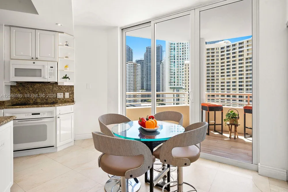 808 Brickell Key Dr #1808 Miami, FL 33131