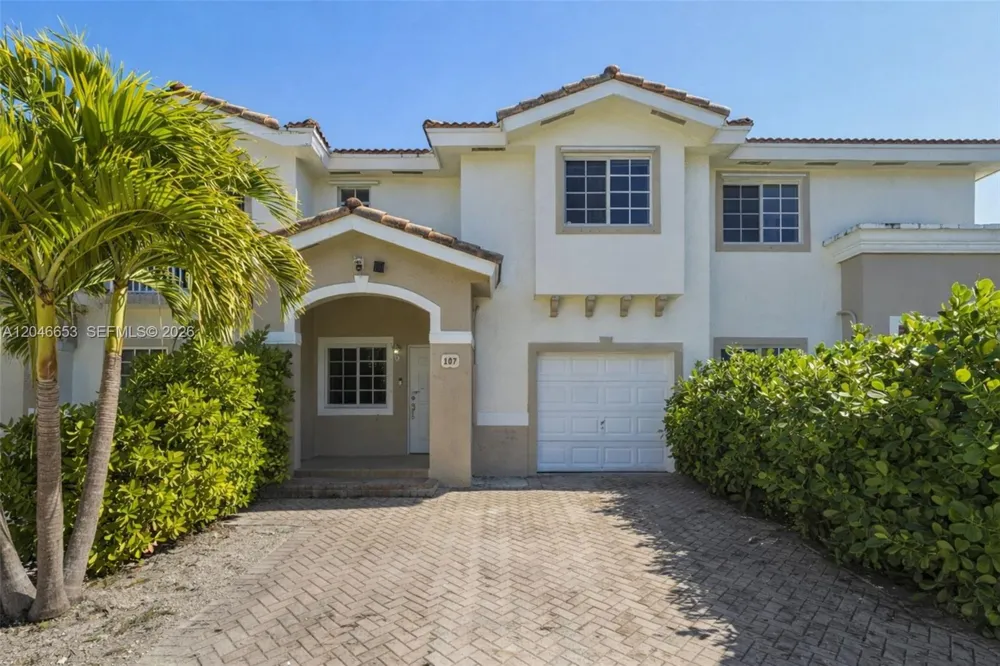 13958 SW 260th St #107 Homestead, FL 33032