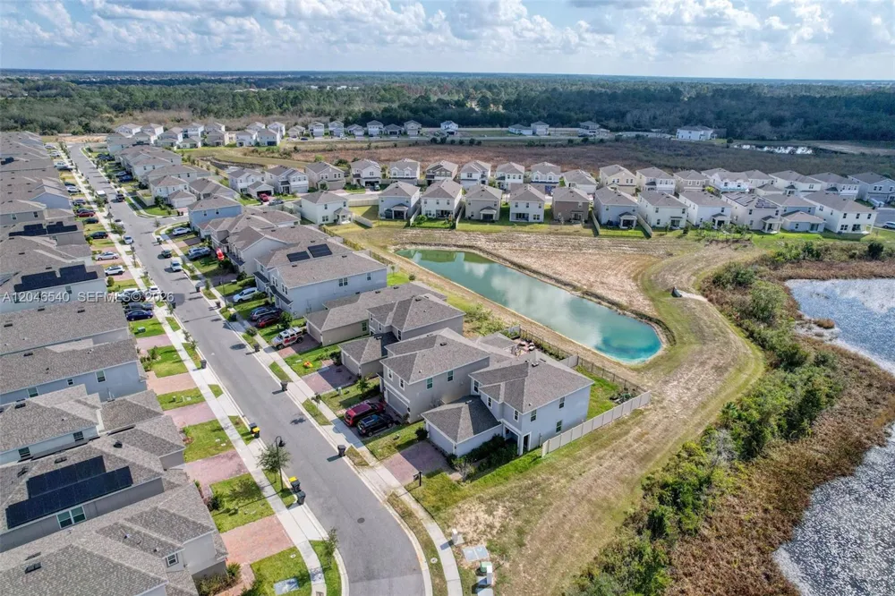857 scrub oak hammock rd Davenport, FL 33837