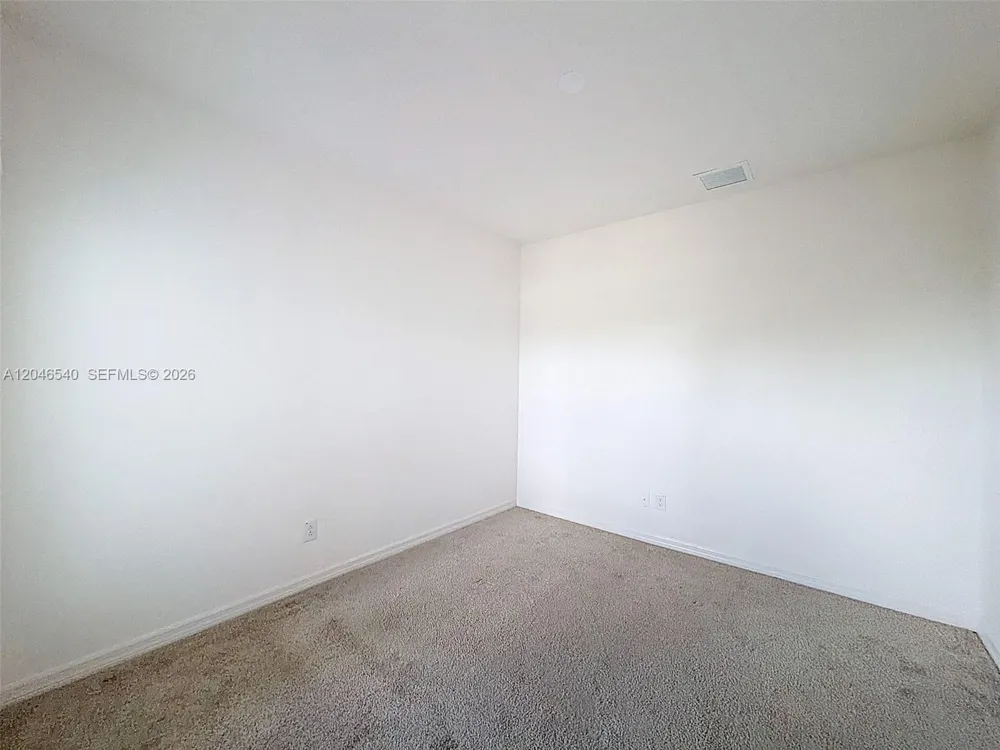 857 scrub oak hammock rd Davenport, FL 33837