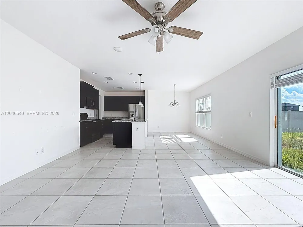 857 scrub oak hammock rd Davenport, FL 33837
