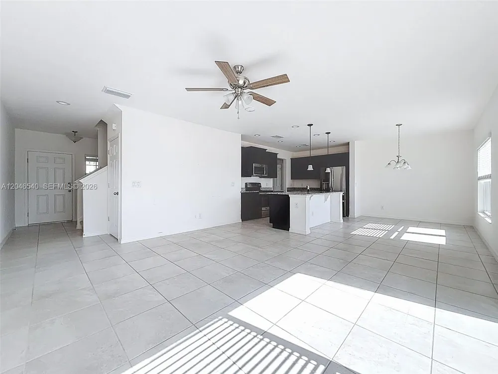 857 scrub oak hammock rd Davenport, FL 33837