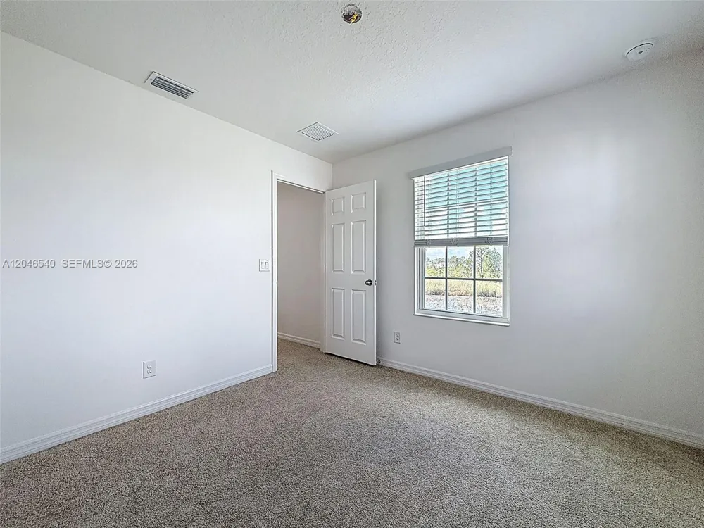 857 scrub oak hammock rd Davenport, FL 33837
