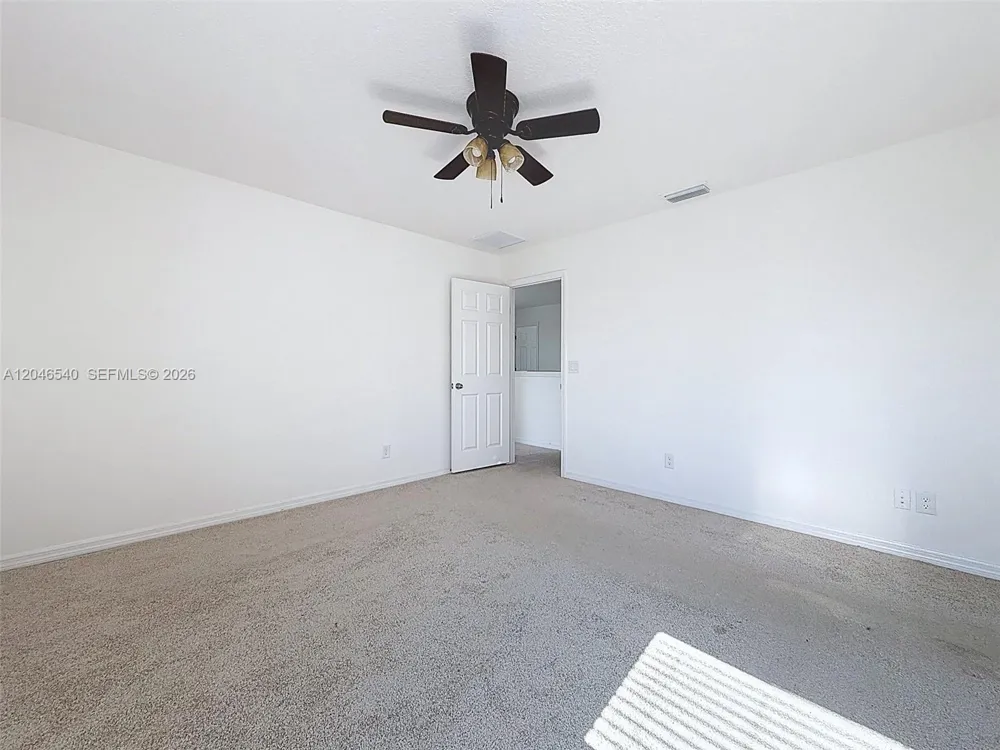 857 scrub oak hammock rd Davenport, FL 33837