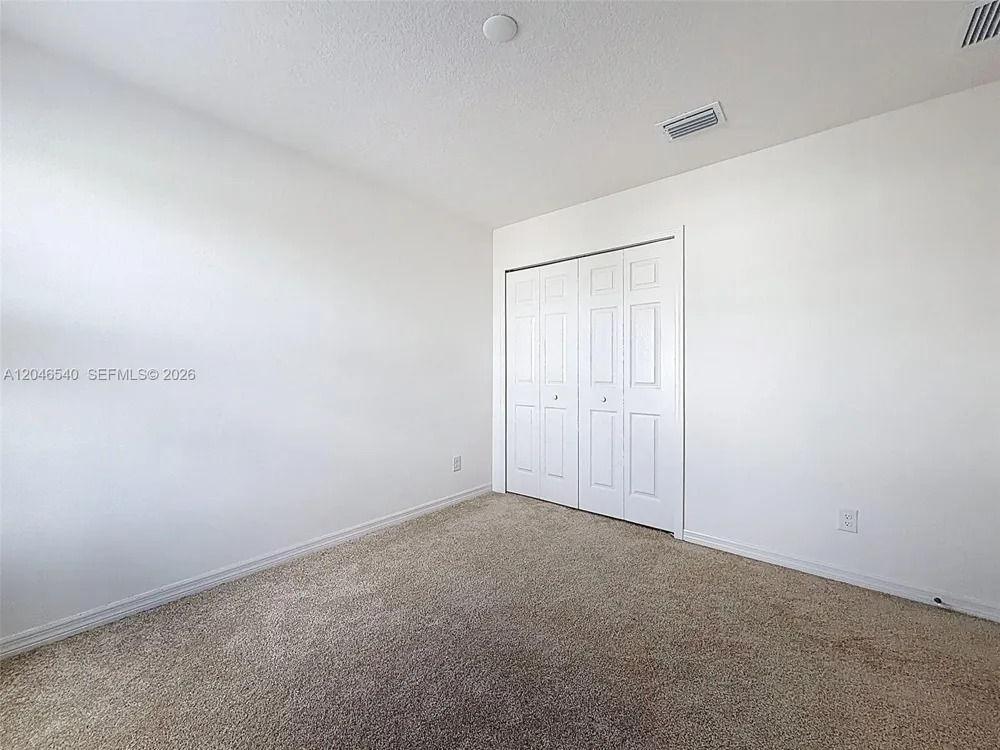 857 scrub oak hammock rd Davenport, FL 33837