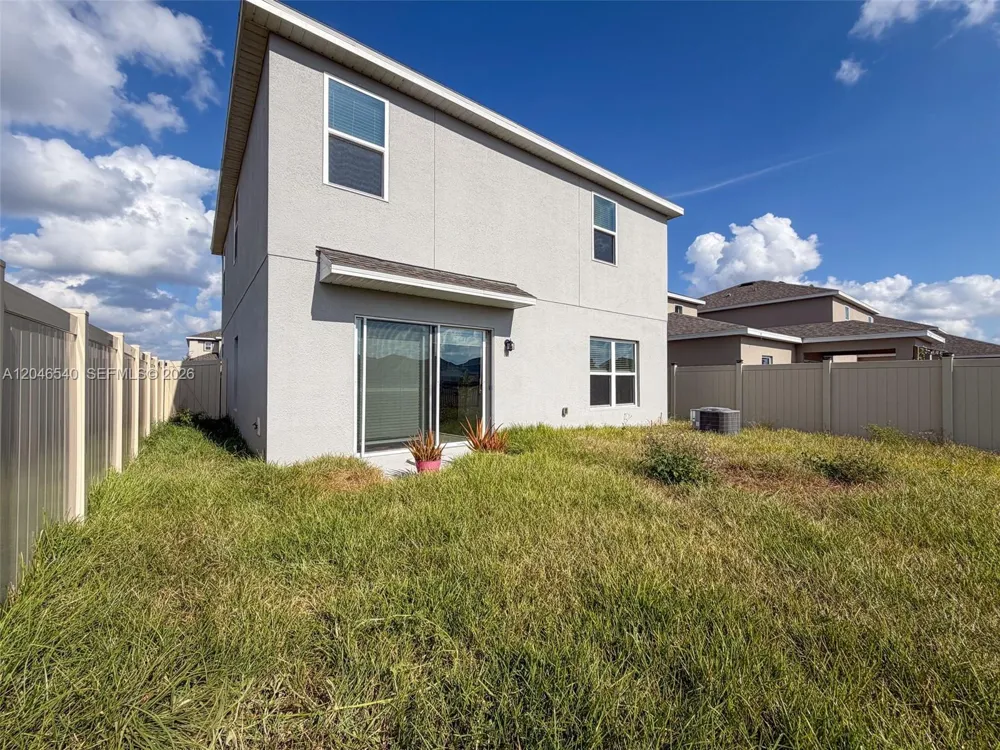 857 scrub oak hammock rd Davenport, FL 33837