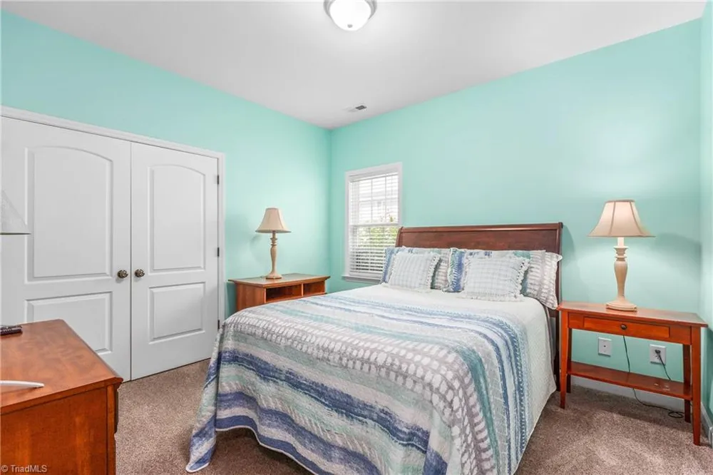 6604 Springfield Village Lane Clemmons, NC 27012