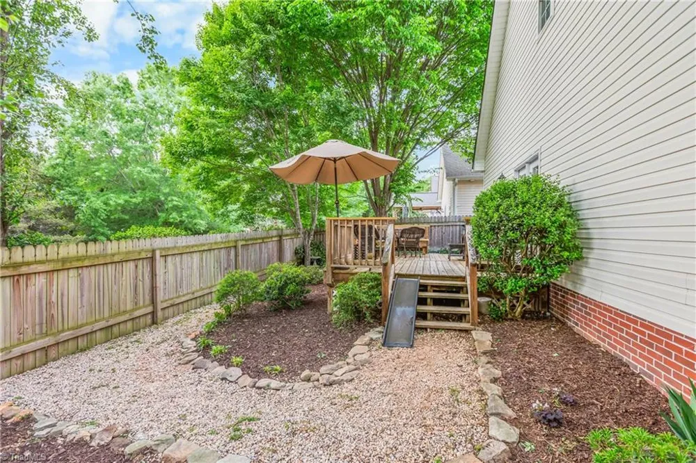 6604 Springfield Village Lane Clemmons, NC 27012